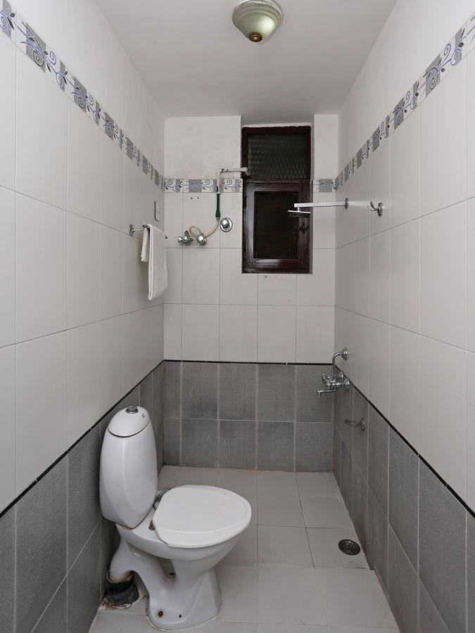 דהראדון Oyo 10072 Hotel Amrit Regency מראה חיצוני תמונה
